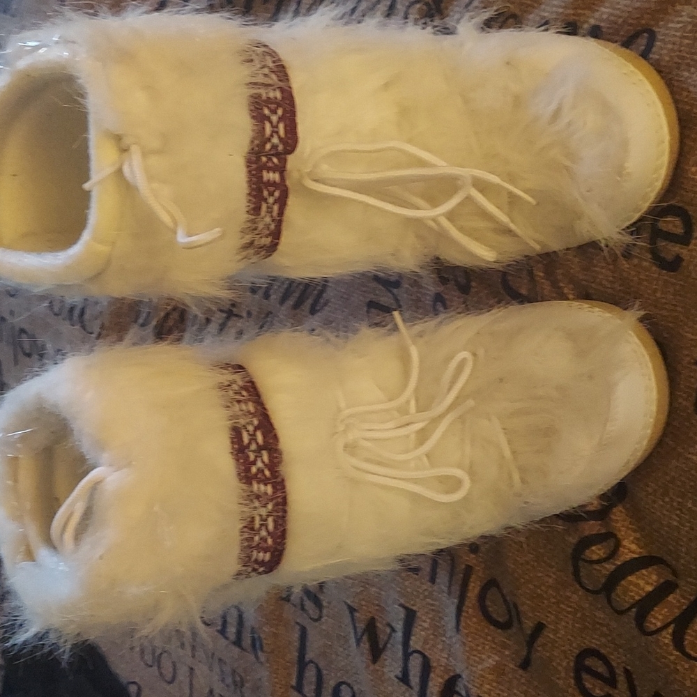 Eskimo boots